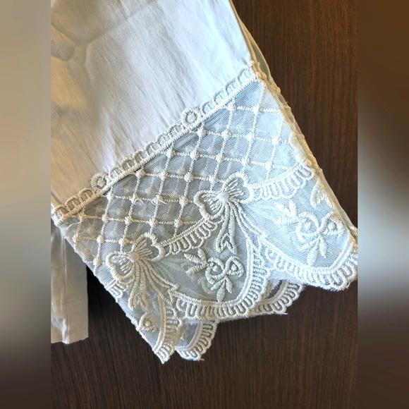 Heavily embroidered top with pants - Picture 3 of 4